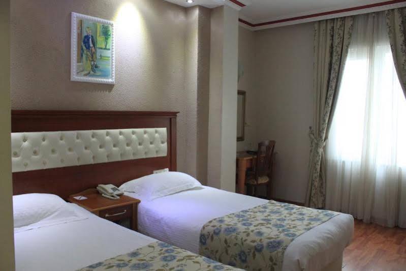 Asur Hotel Istanboel